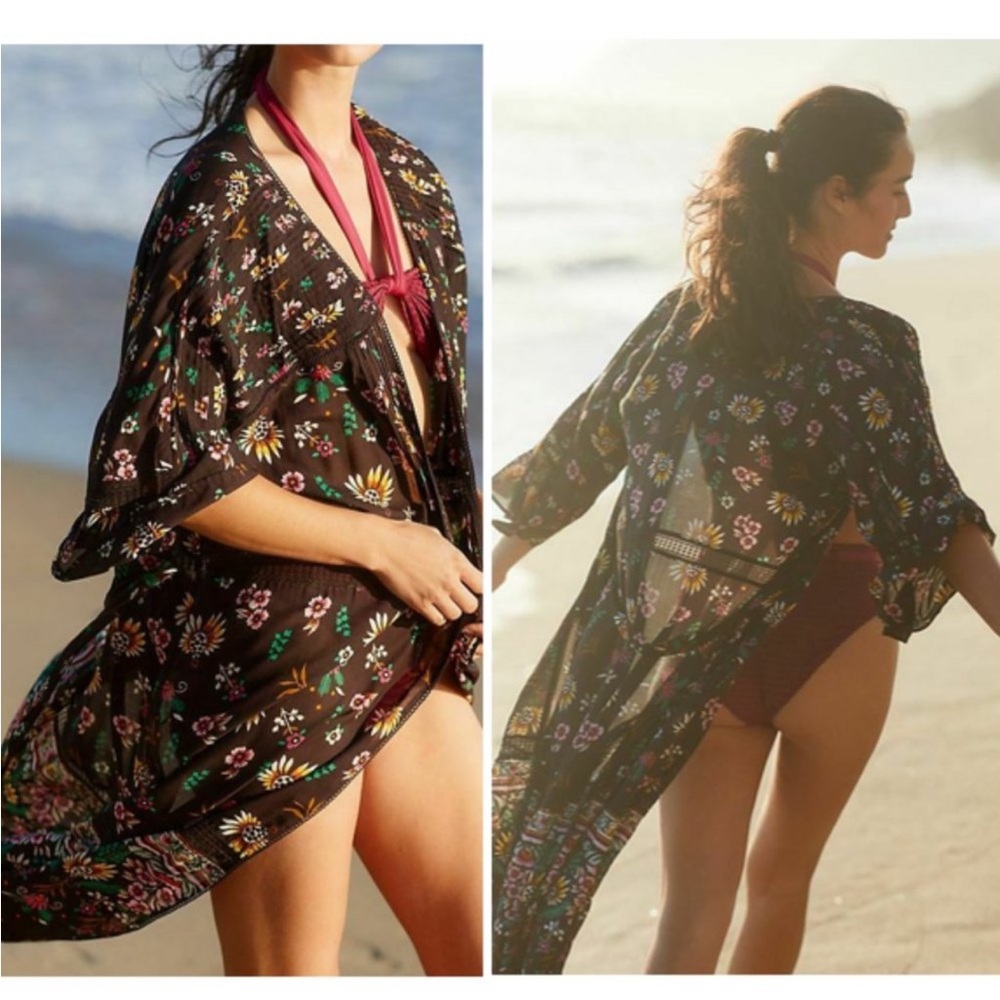 Anthropologie Pintucked Floral Robe kimono sleeves belted swim cover lightweight